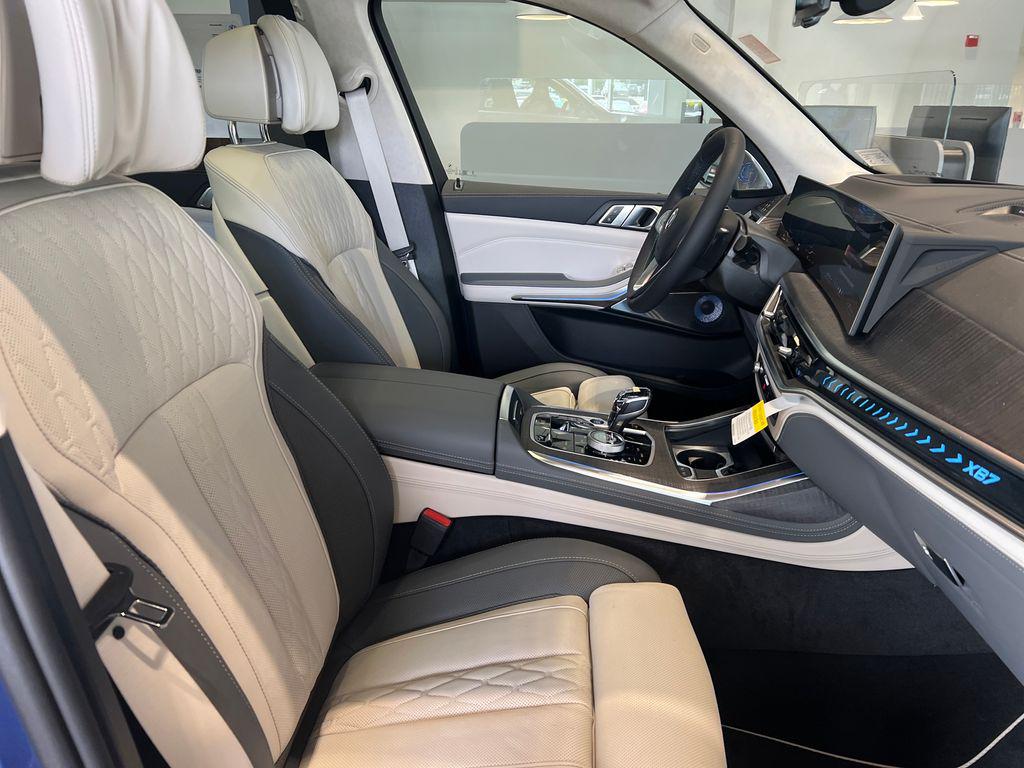 2026 BMW ALPINA XB7 — миниатюра 23