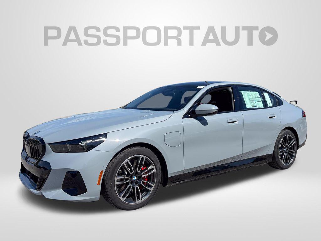 New 2027 BMW 550e 550e xDrive
