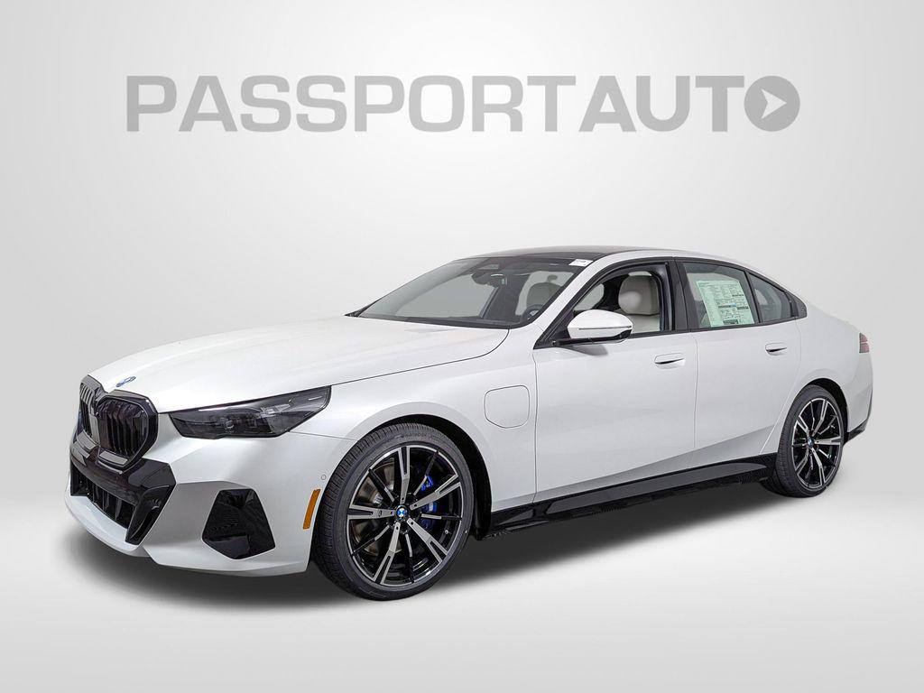 New 2027 BMW 550e 550e xDrive