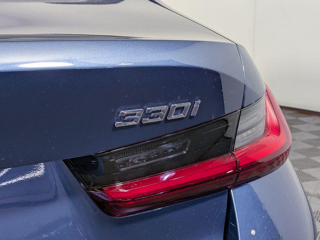 صورة 7 لـ 2026 BMW 330 XDRIVE