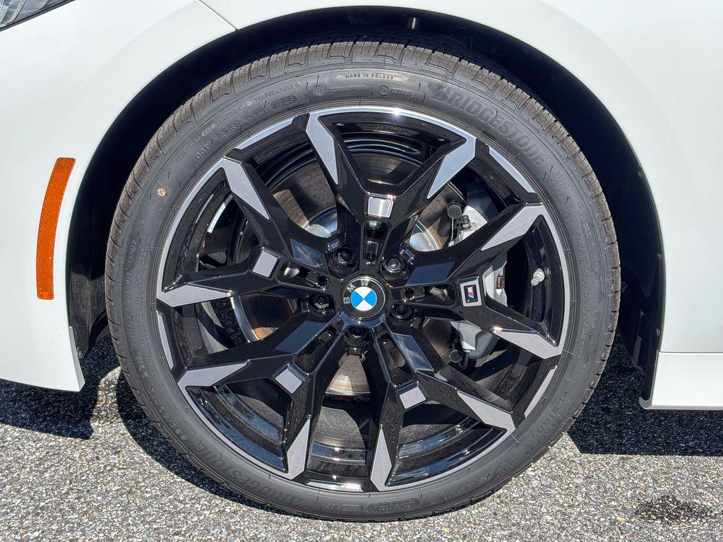 صورة 8 لـ 2026 BMW 330 XDRIVE