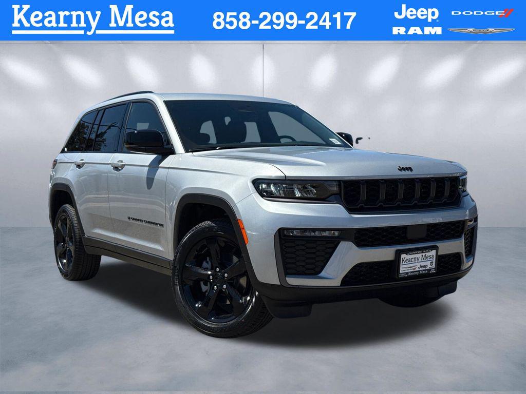 New 2026 Jeep Grand Cherokee Altitude