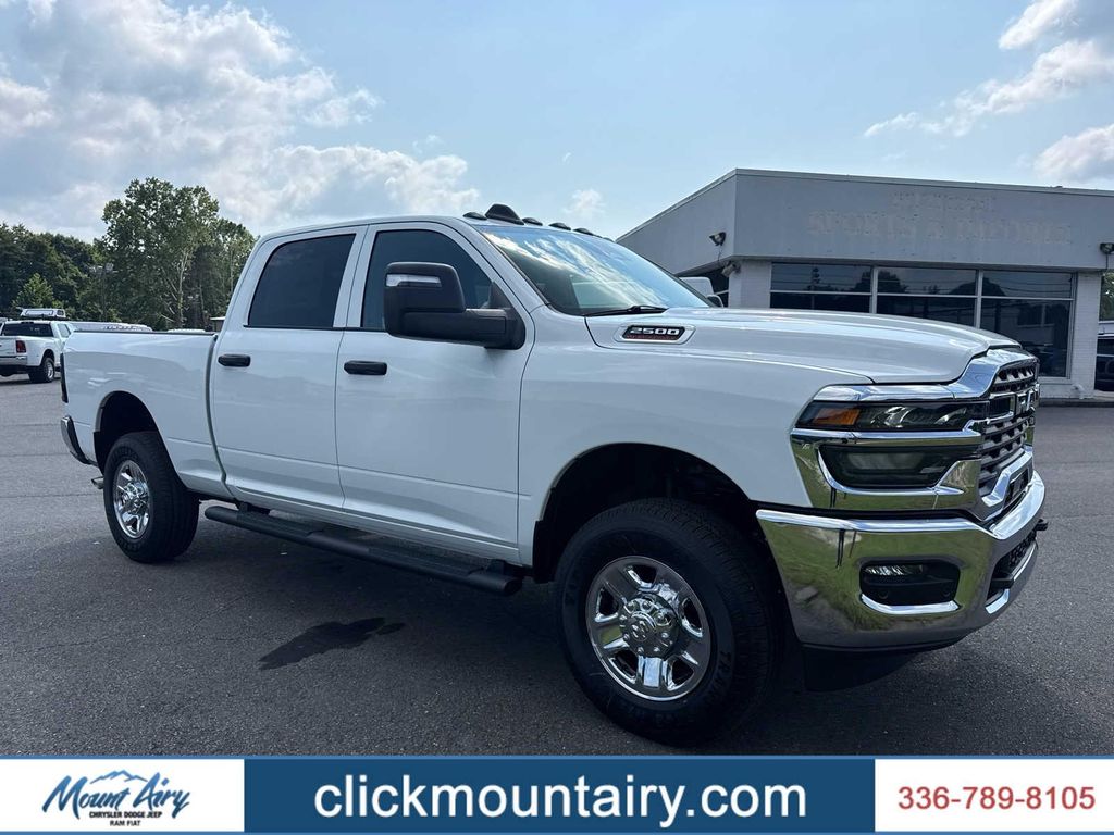 2026 RAM 2500 TRADESMAN 4X4 CREW CAB 64 BOX — фото 1
