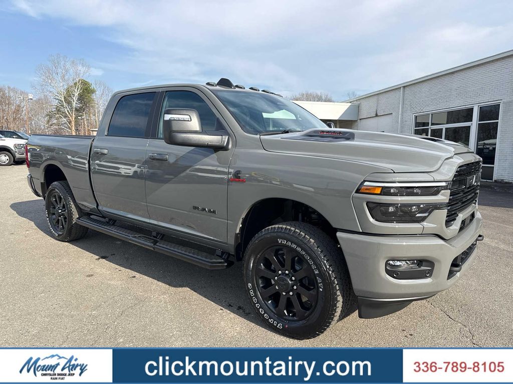 New 2026 RAM 2500 Laramie 4x4 Crew Cab 64 Box