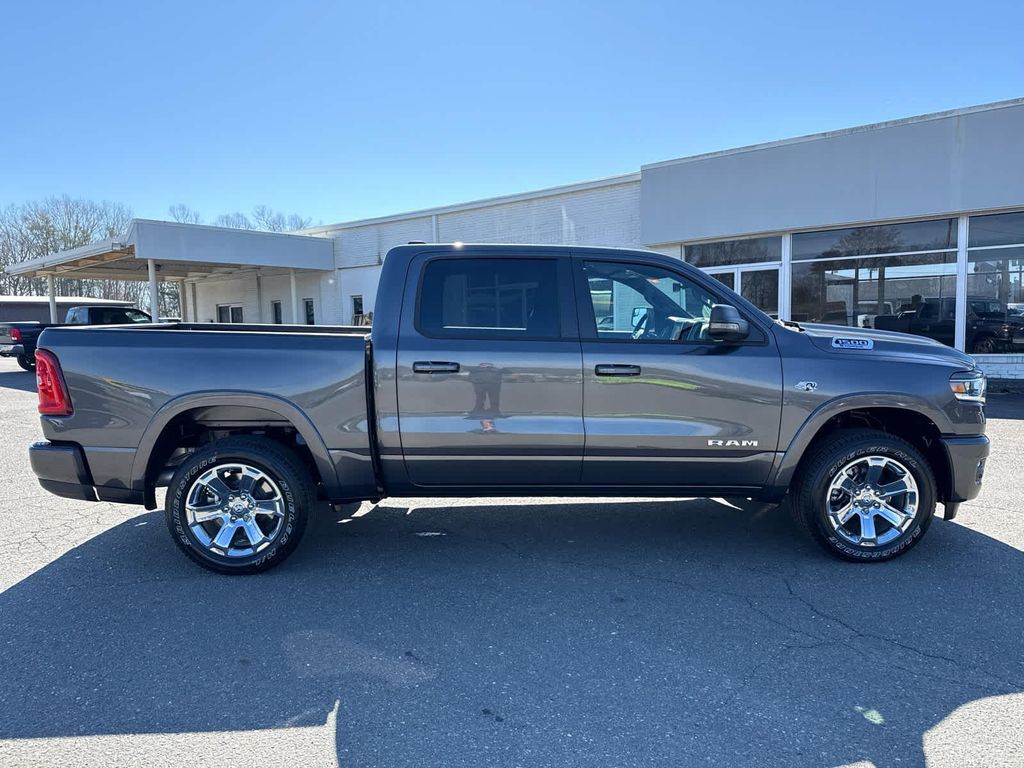 صورة 5 لـ 2026 RAM 1500 BIG HORN/LONE STAR