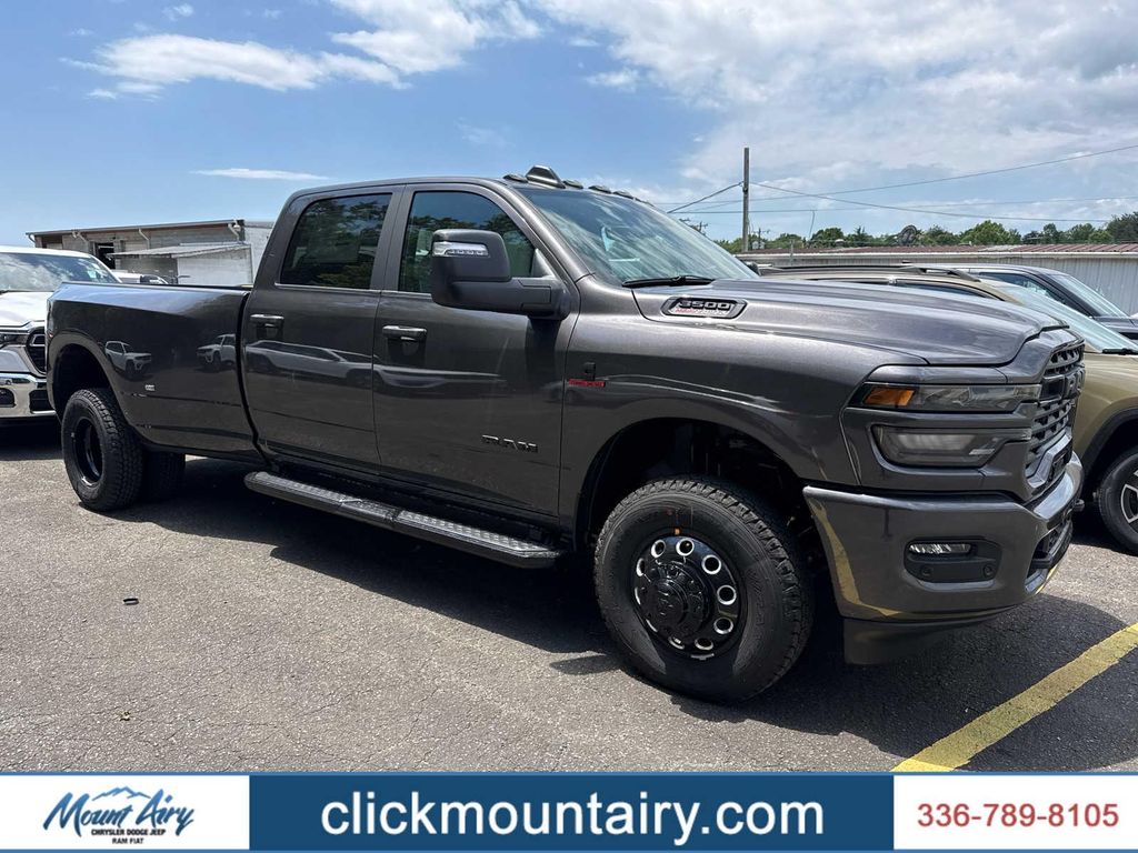 New 2026 RAM 3500 Big Horn 4x4 Crew Cab 8 Box