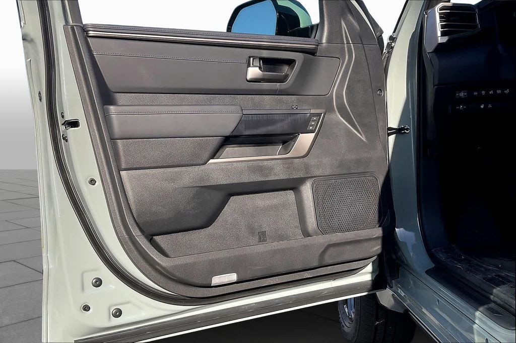 2026 Toyota TUNDRA PLATINUM 照片 10