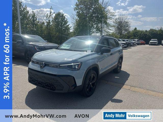 New 2026 Volkswagen Taos 1.5T SE Black