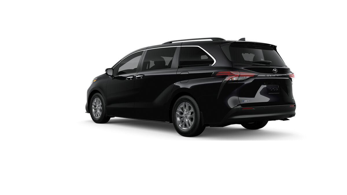 صورة 6 لـ 2026 Toyota SIENNA XLE