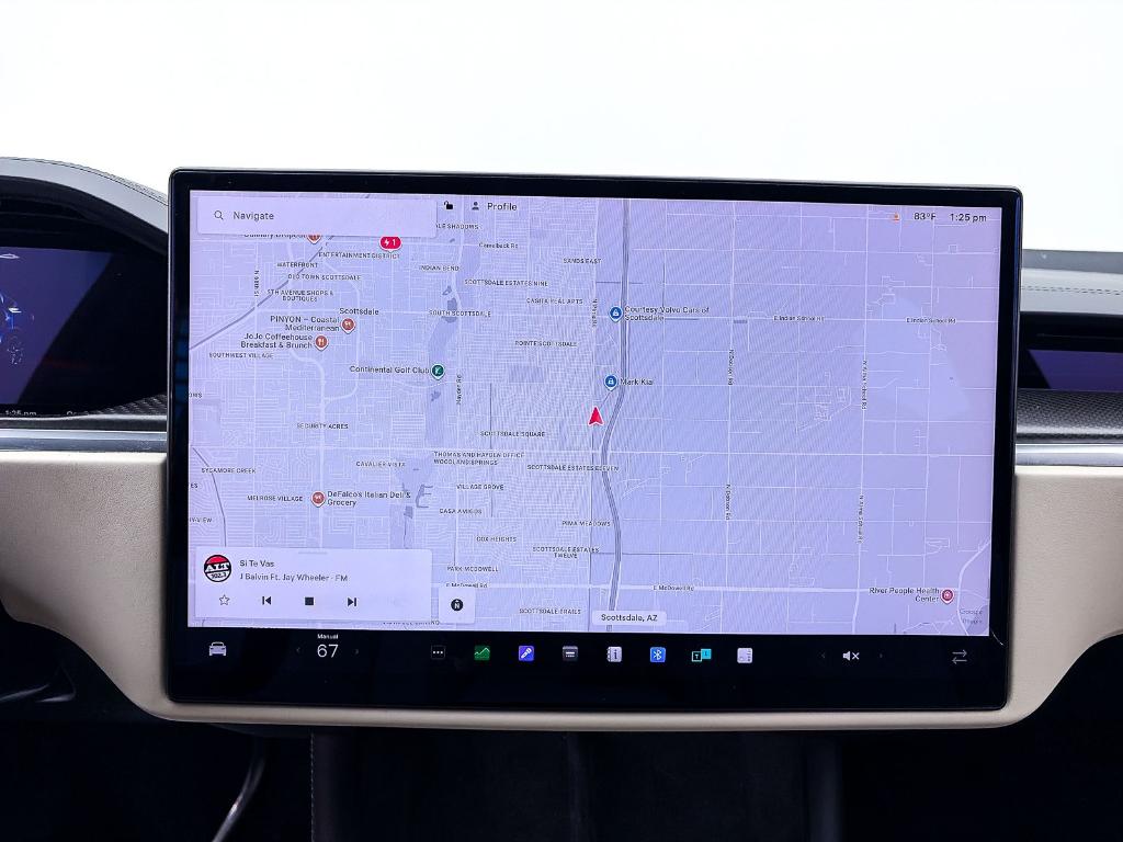 TESLA MODEL X PLAID - 4