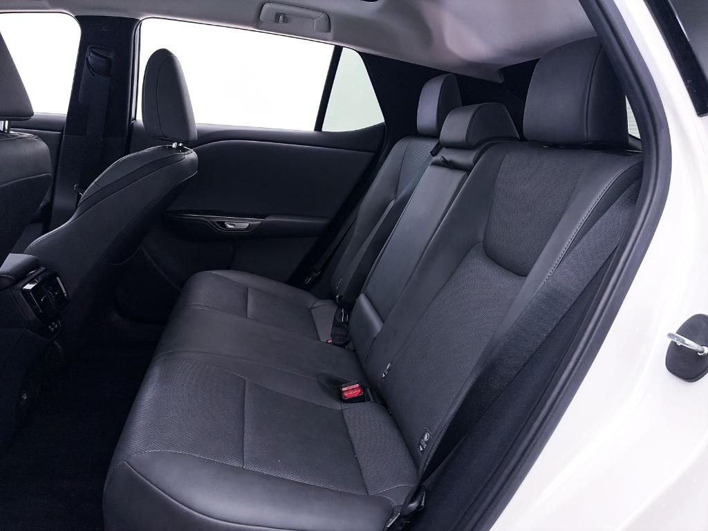 2023 Lexus RZ 450E PREMIUM — фото 40