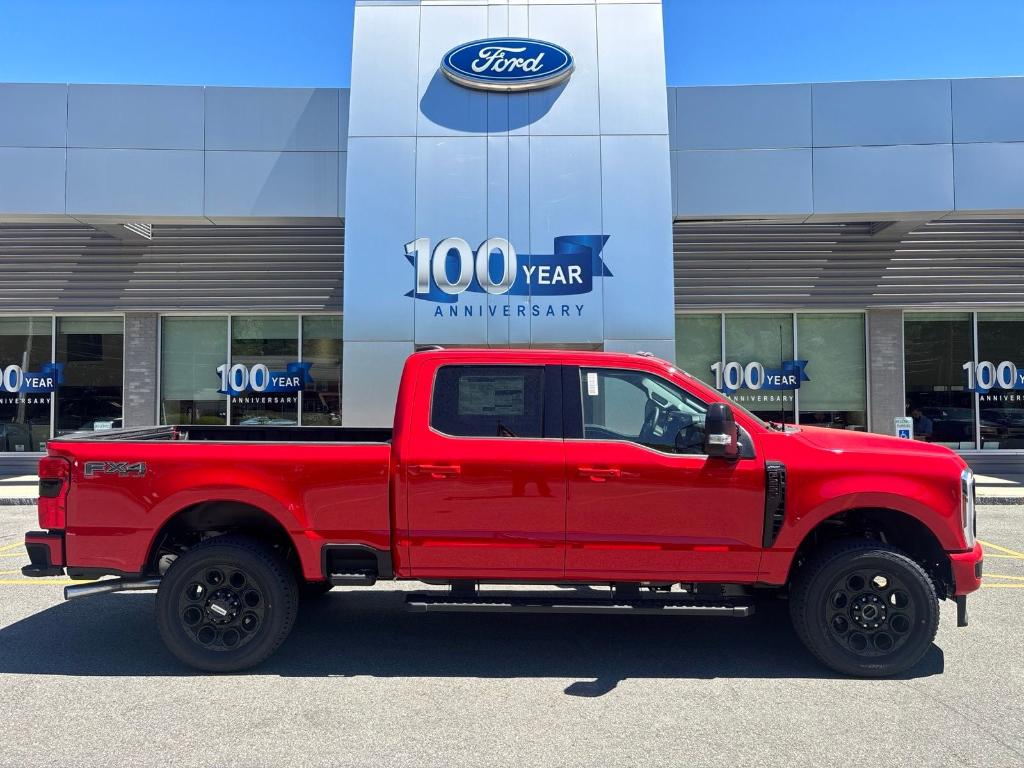 2026 FORD F-250 LARIAT 照片 2