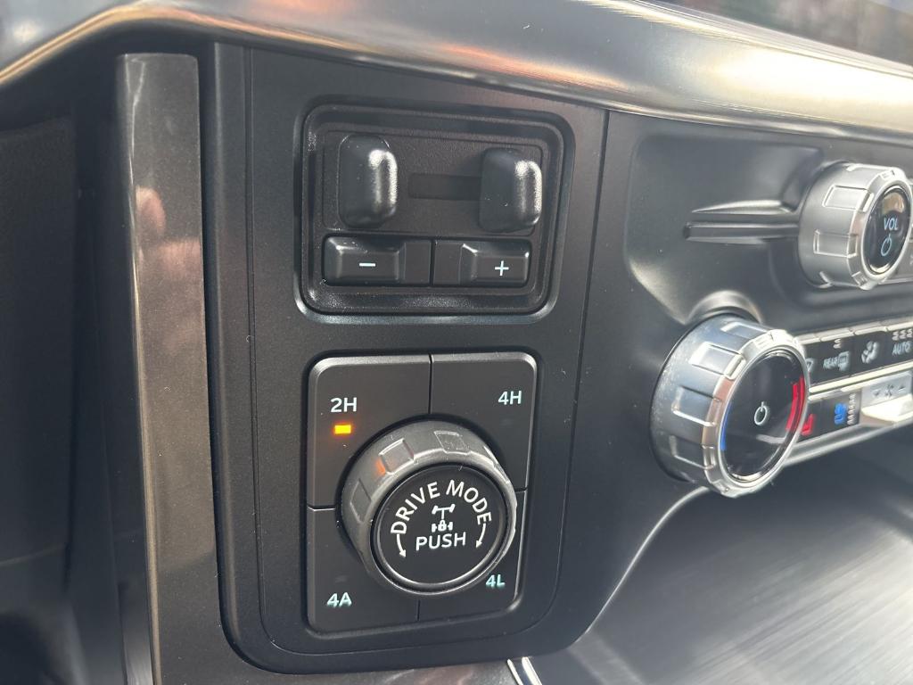 صورة مصغرة 25 لـ 2023 FORD F-150 LARIAT