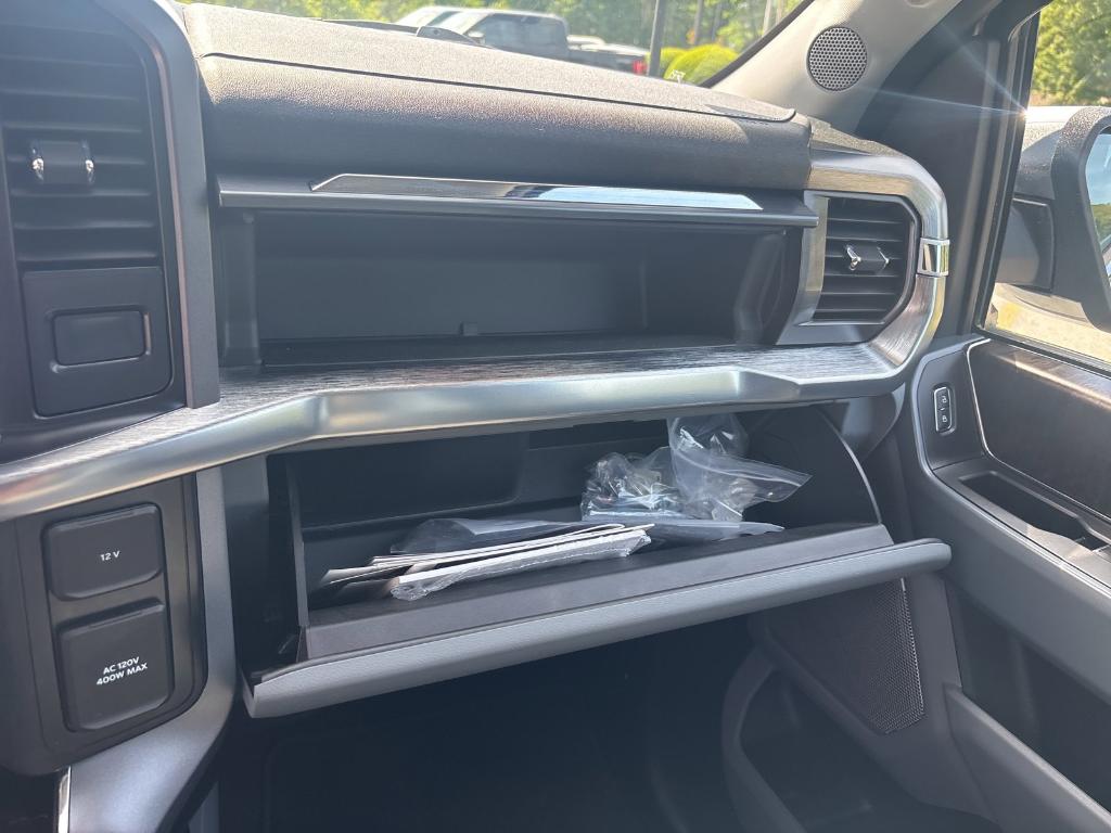 صورة مصغرة 35 لـ 2023 FORD F-150 LARIAT