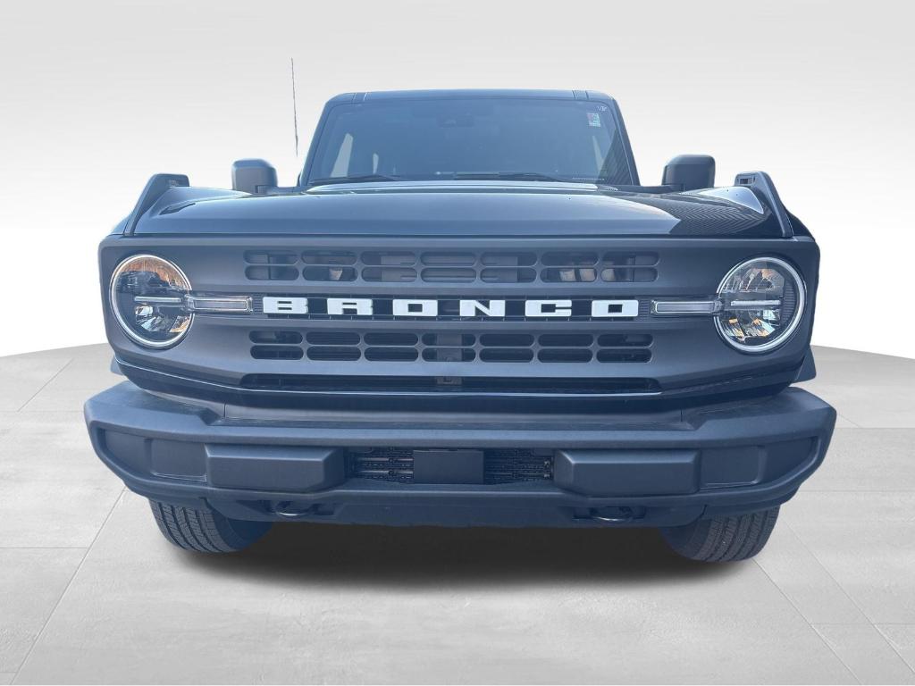 FORD BRONCO - 10