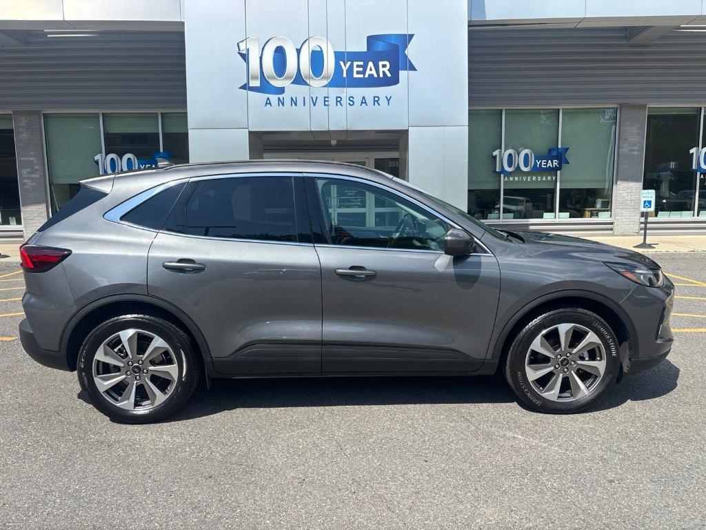 2023 FORD ESCAPE PLATINUM 照片 2