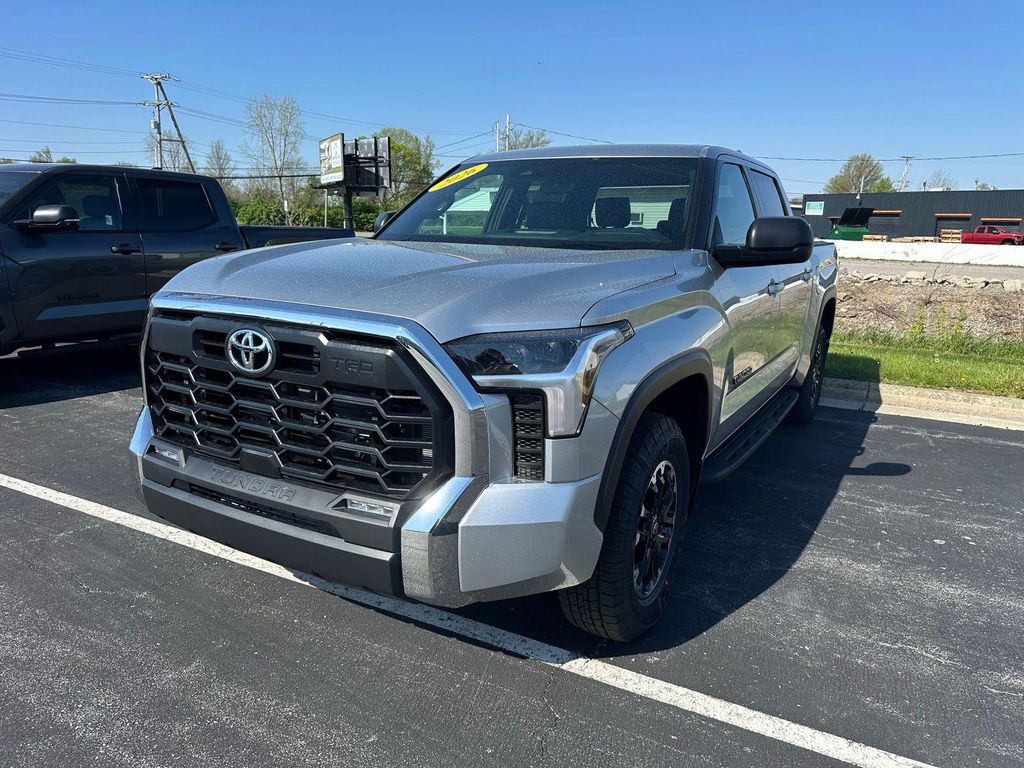 New 2026 Toyota Tundra SR5