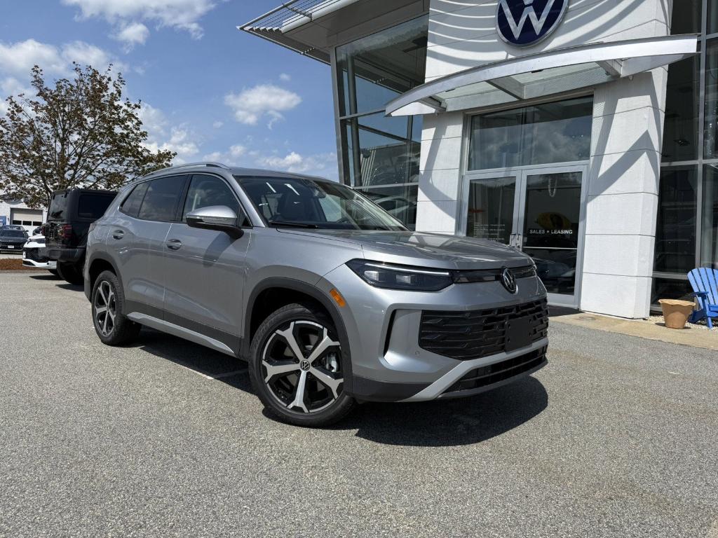 New 2026 Volkswagen Tiguan 2.0T SE