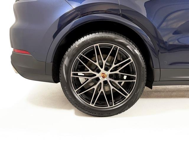 PORSCHE CAYENNE - 10