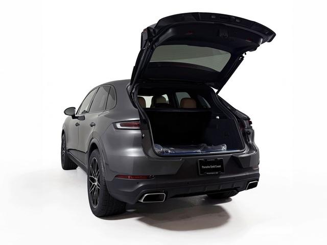 PORSCHE CAYENNE - 9