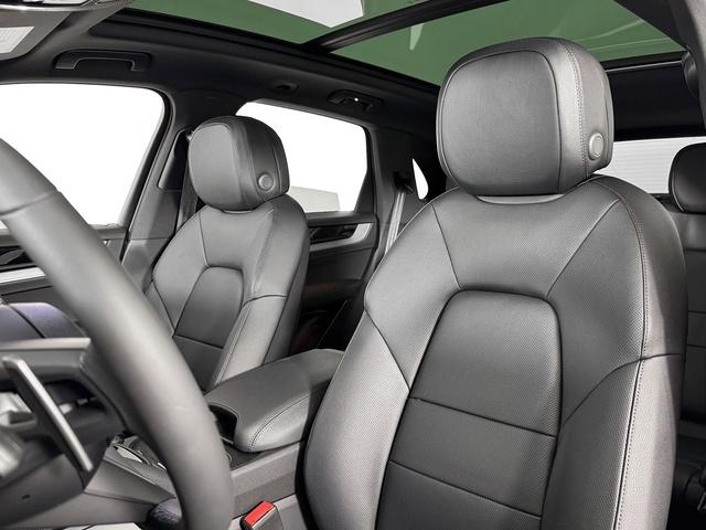 صورة 10 لـ 2026 Porsche CAYENNE CAYENNE E-HYBRID