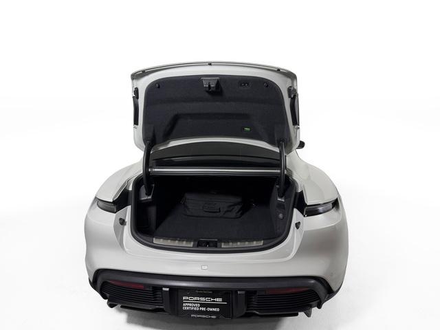 صورة مصغرة 14 لـ 2021 Porsche TAYCAN TURBO S