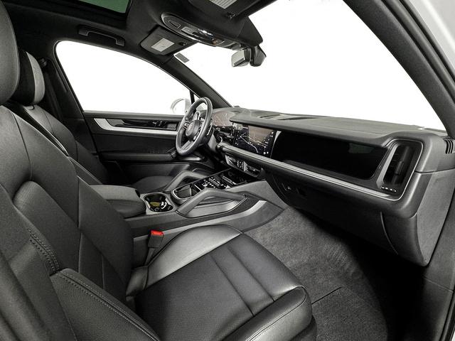 صورة مصغرة 24 لـ 2026 Porsche CAYENNE