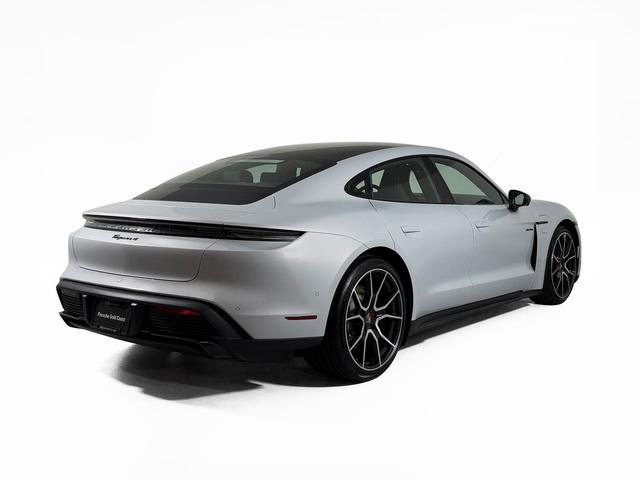 2026 Porsche TAYCAN 缩略图 18