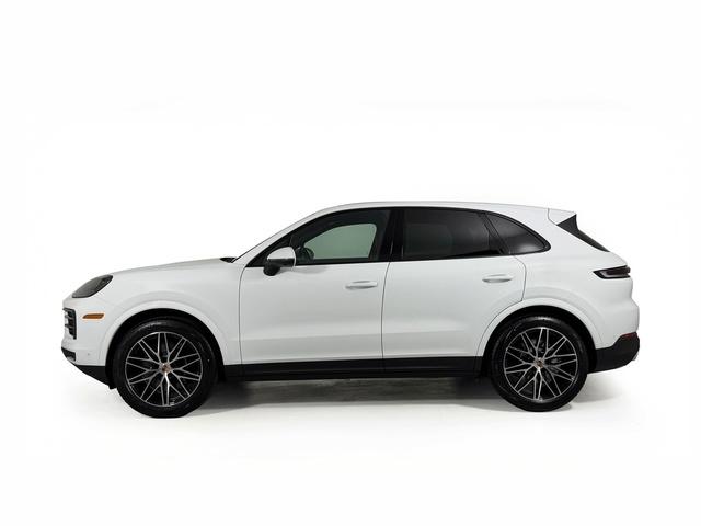 2026 Porsche CAYENNE 照片 2