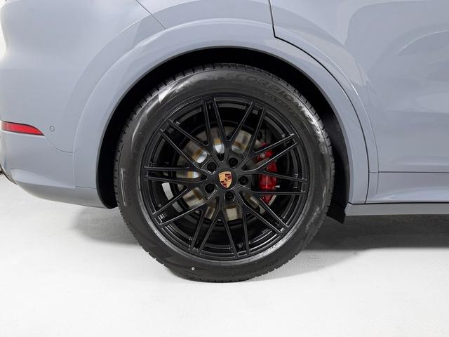 2026 Porsche CAYENNE GTS — миниатюра 22