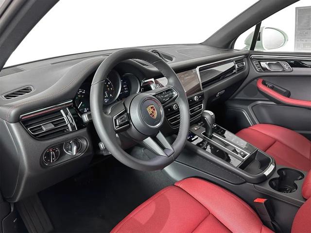 صورة 4 لـ 2026 Porsche MACAN