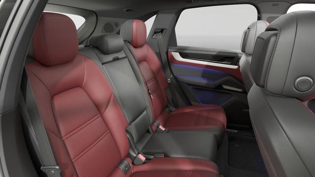 2026 Porsche CAYENNE photo 6