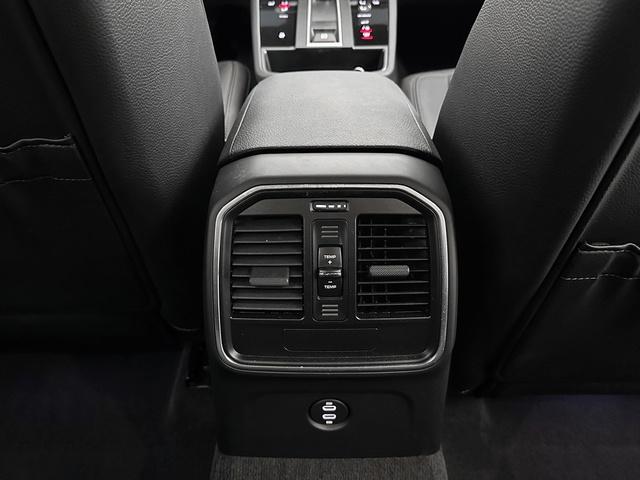 صورة 2 لـ 2026 Porsche MACAN