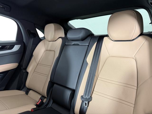 صورة مصغرة 23 لـ 2026 Porsche CAYENNE CAYENNE E-HYBRID