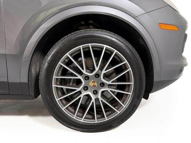 2023 Porsche CAYENNE — миниатюра 18