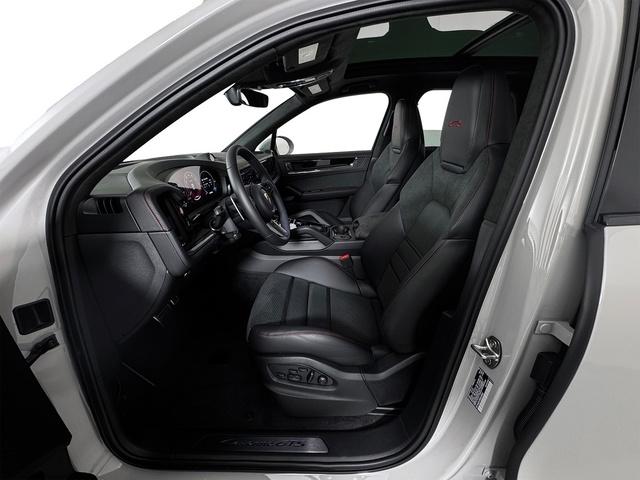 PORSCHE CAYENNE - 10