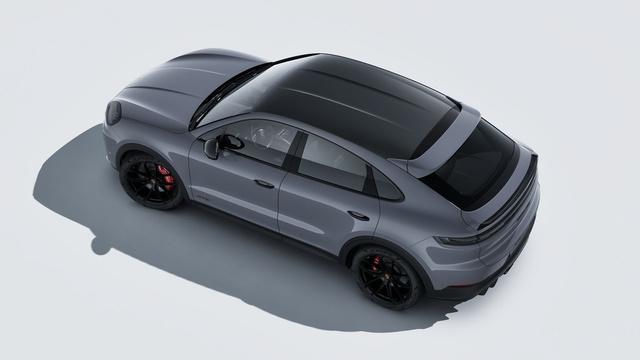 PORSCHE CAYENNE GTS - 8