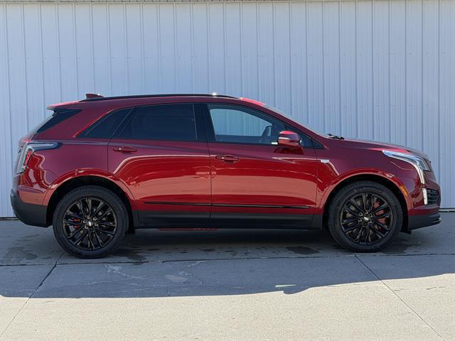صورة 3 لـ 2026 Cadillac XT5 SPORT