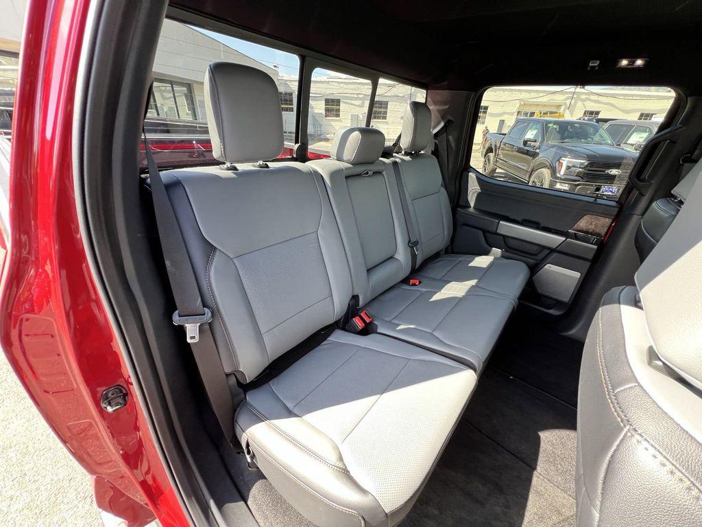 صورة مصغرة 26 لـ 2023 FORD F-150 LIGHTNING LARIAT