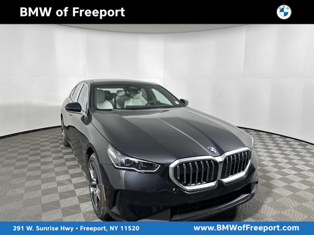 New 2026 BMW 530 i xDrive