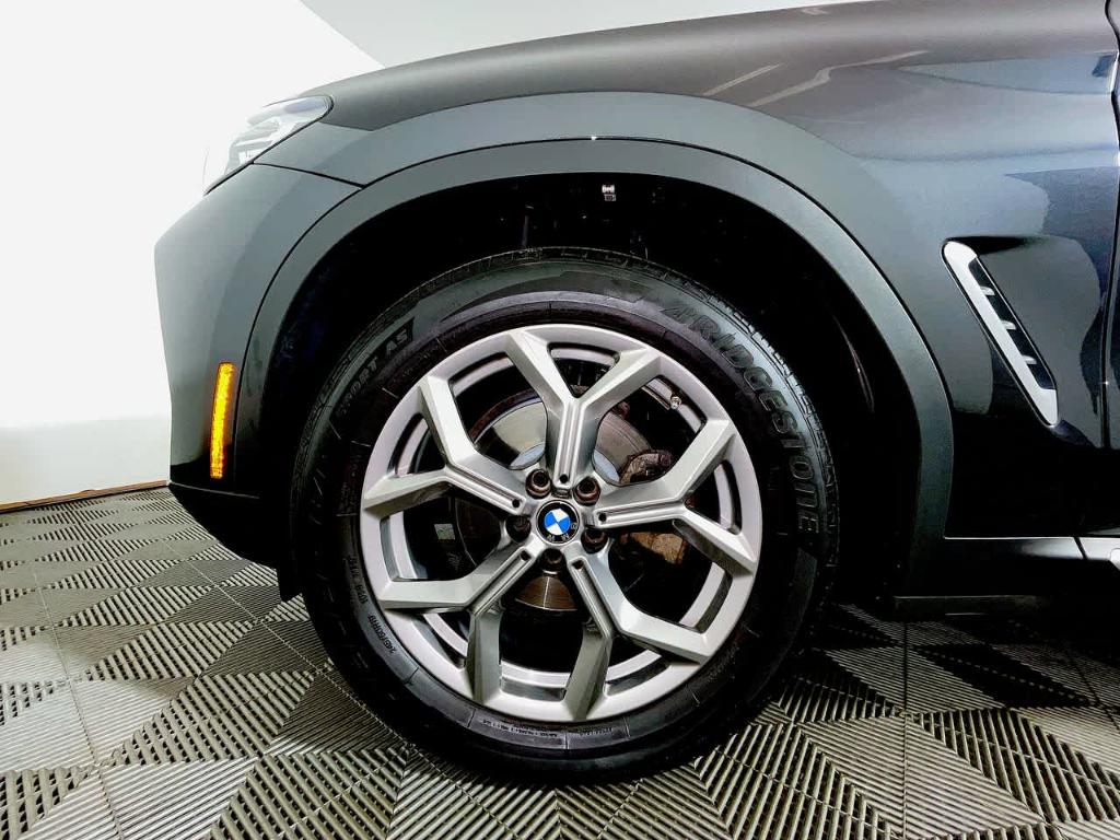 صورة 2 لـ 2022 BMW X4 XDRIVE30I