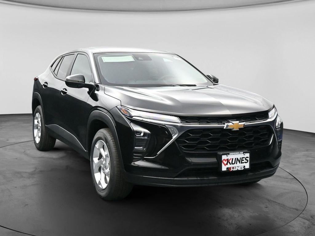 New 2026 Chevrolet Trax LS