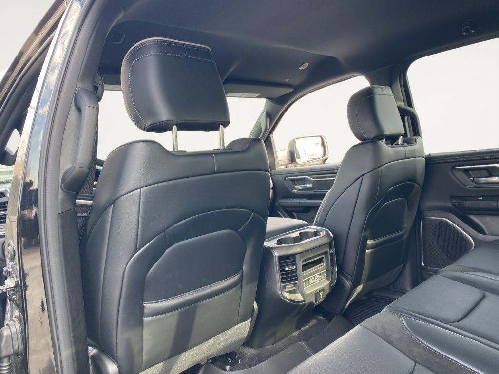 2026 RAM 1500 LARAMIE 缩略图 21