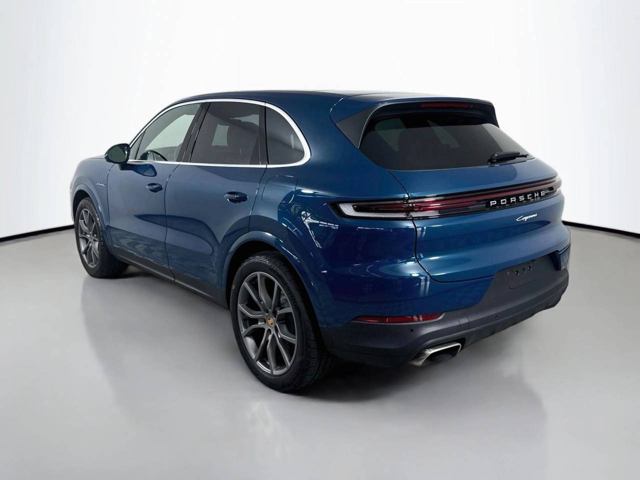 2026 Porsche CAYENNE 照片 3