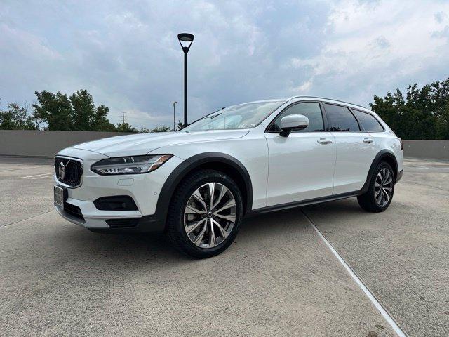 2025 Volvo V90 CROSS COUNTRY B6 PLUS — фото 4