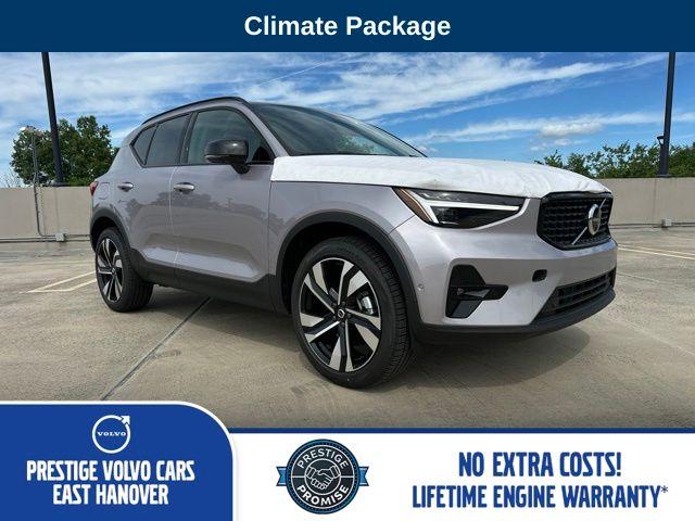New 2026 Volvo XC40 B5 Ultra