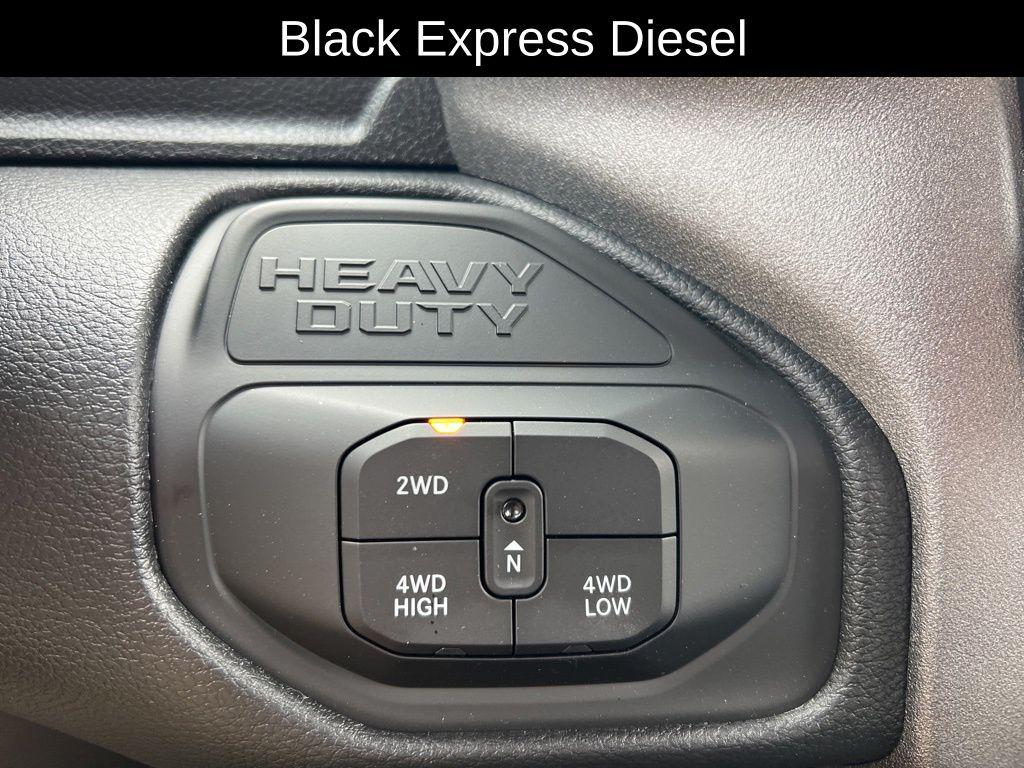 2026 RAM 2500 BLACK EXPRESS CREW CAB 4X4 6'4' BOX — миниатюра 19