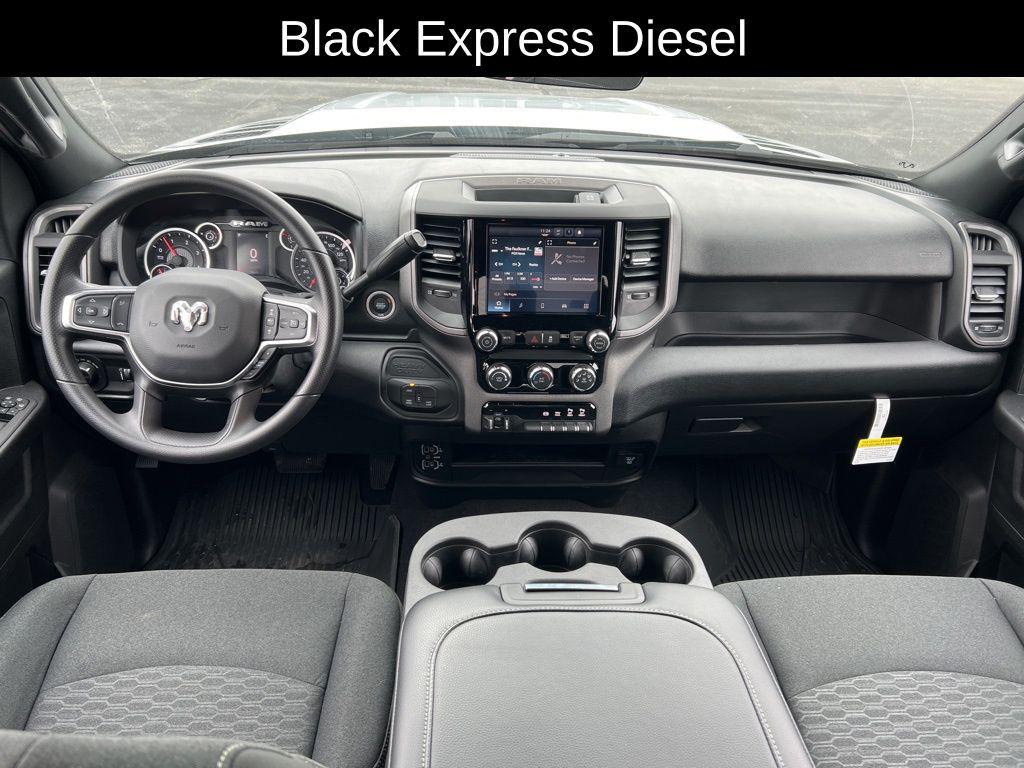 2026 RAM 2500 BLACK EXPRESS CREW CAB 4X4 6'4' BOX — фото 29