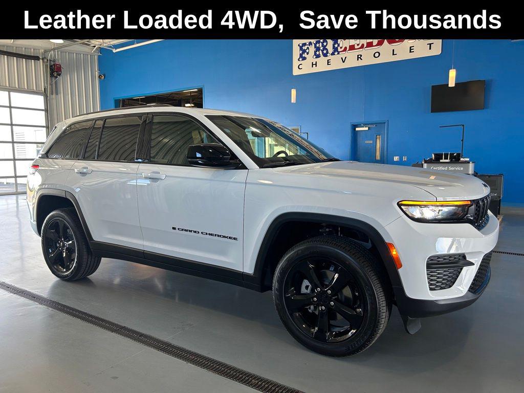 New 2025 Jeep Grand Cherokee Altitude