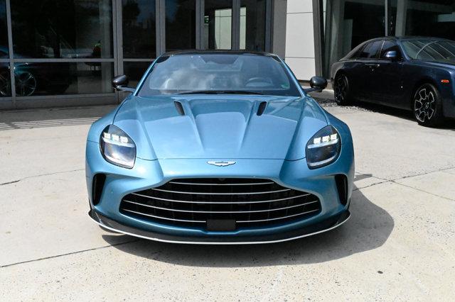 2025 Aston Martin VANTAGE BASE — фото 2